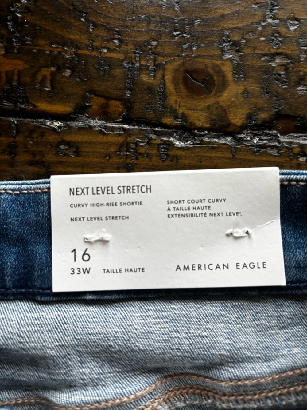 NWT American Eagle Curvy High-Rise Shortie Distressed Jean Shorts - 16 / 33W - Picture 6 of 9